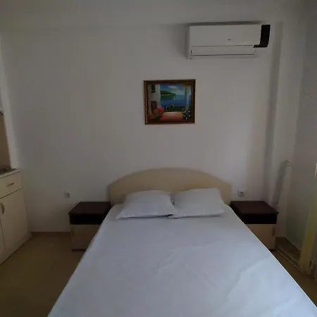 жасмин клуб Appartement