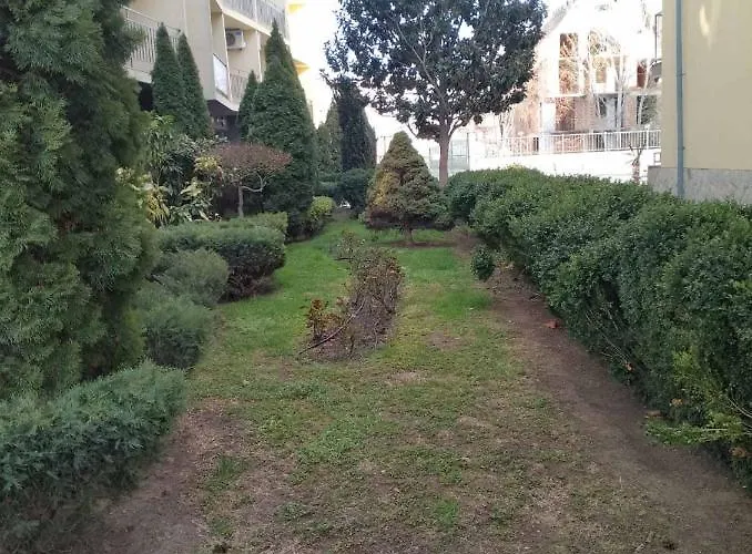 жасмин клуб Appartement Slantchev Briag