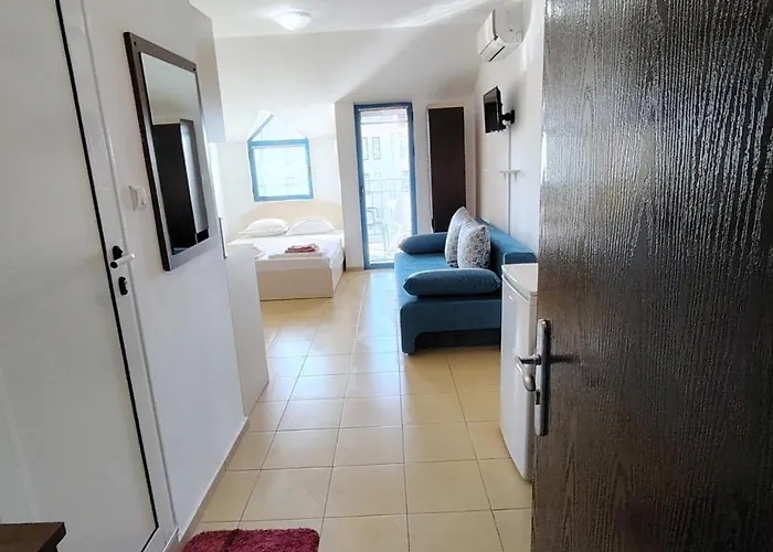 жасмин клуб Appartement *