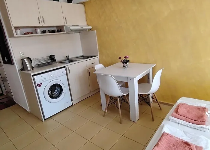 жасмин клуб Appartement Slantchev Briag